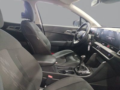 kia-sportage-1-6-t-gdi-mhev-110kw-150cv-drive-4x2-8 Thumbnail