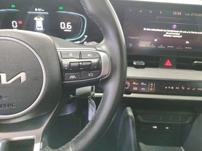 kia-sportage-1-6-t-gdi-mhev-110kw-150cv-drive-4x2-12 Thumbnail