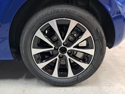mitsubishi-colt-100t-kaiteki-28 Thumbnail