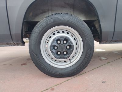 iveco-daily-2-3-td-35s-16-v-l3h2-12-m3-18 Thumbnail