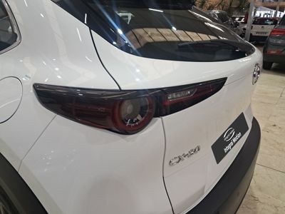 mazda-cx-30-2-5l-e-skyact-g-mhev-103kw-prime-line-mt-27 Thumbnail