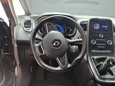 renault-sc-nic-zen-energy-dci-81kw-110cv-10 Thumbnail