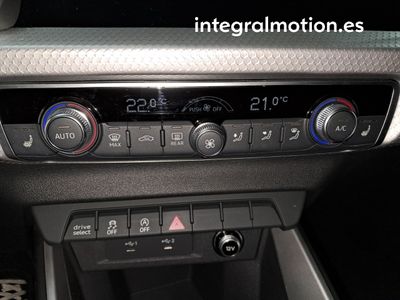 audi-a1-citycarver-black-line-35-tfsi-110kw-s-tr-16 Thumbnail