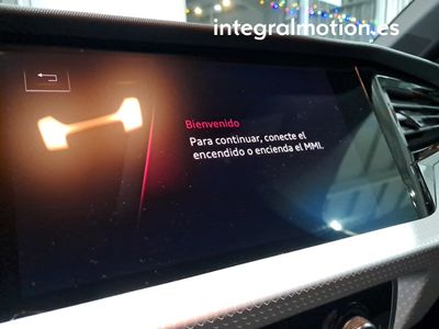 audi-a1-citycarver-black-line-35-tfsi-110kw-s-tr-15 Thumbnail