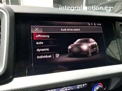 audi-a1-citycarver-black-line-35-tfsi-110kw-s-tr-14 Thumbnail