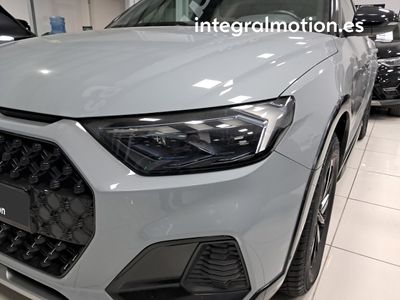 audi-a1-citycarver-black-line-35-tfsi-110kw-s-tr-26 Thumbnail