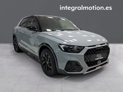 audi-a1-citycarver-black-line-35-tfsi-110kw-s-tr-2 Thumbnail