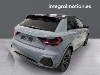 audi-a1-citycarver-black-line-35-tfsi-110kw-s-tr-4 Thumbnail