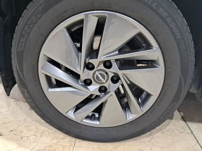 nissan-qashqai-dig-t-116kw-158cv-mhev-cvt-acenta-28 Thumbnail