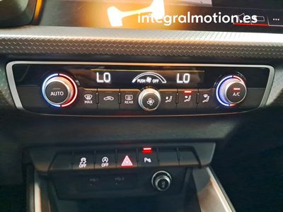 audi-a1-sportback-adrenalin-30-tfsi-81kw-110cv-17 Thumbnail