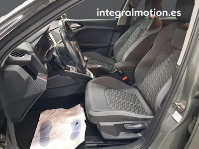 audi-a1-sportback-adrenalin-30-tfsi-81kw-110cv-6 Thumbnail