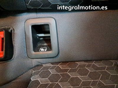 audi-a1-sportback-adrenalin-30-tfsi-81kw-110cv-23 Thumbnail