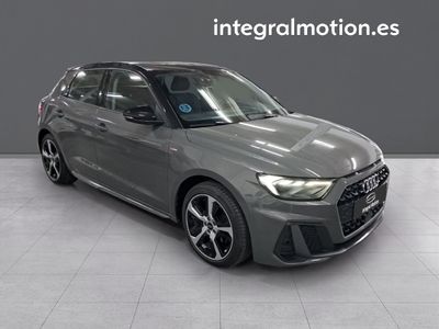 audi-a1-sportback-adrenalin-30-tfsi-81kw-110cv-3 Thumbnail