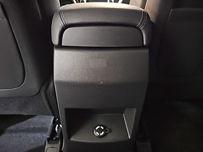 kgm-korando-e-motion-urban-auto-19 Thumbnail