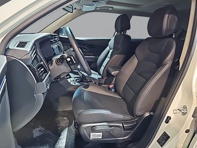 kgm-korando-e-motion-urban-auto-5 Thumbnail