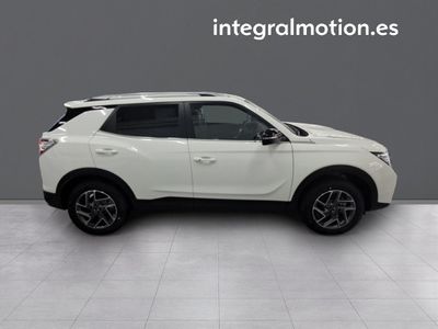 kgm-korando-e-motion-limited-auto-25 Thumbnail