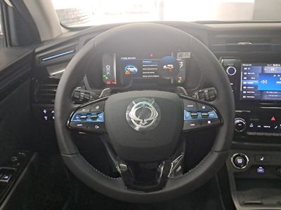 kgm-korando-e-motion-limited-auto-10 Thumbnail