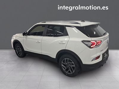 kgm-korando-e-motion-limited-auto-3 Thumbnail
