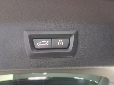 bmw-ix3-80-kwh-31 Thumbnail