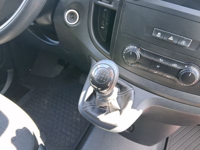 mercedes-vito-116cdi-120kw-furg-n-pro-larga-11 Thumbnail