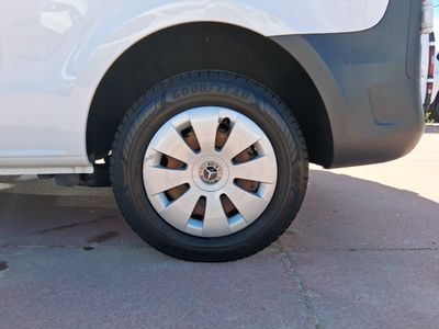 mercedes-vito-116cdi-120kw-furg-n-pro-larga-18 Thumbnail