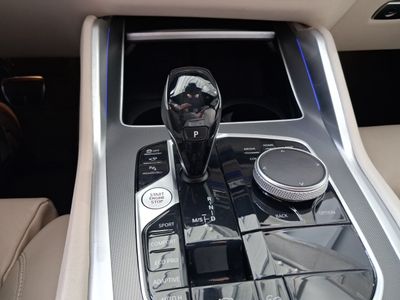 bmw-x6-xdrive30d-18 Thumbnail