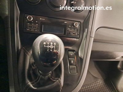 mercedes-citan-1-5-cdi-109-furgon-95cv-11 Thumbnail