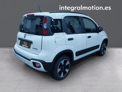 fiat-panda-red-1-0-hybrid-51kw-70cv-4 Thumbnail