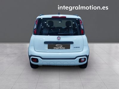 fiat-panda-red-1-0-hybrid-51kw-70cv-24 Thumbnail