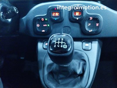 fiat-panda-red-1-0-hybrid-51kw-70cv-17 Thumbnail