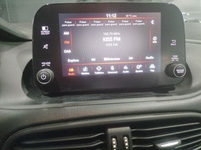 fiat-tipo-5p-1-4-t-jet-88kw-120cv-lounge-24 Thumbnail