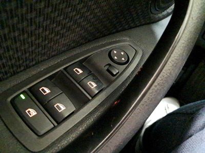 bmw-x2-sdrive18i-31 Thumbnail