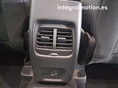 ford-kuga-titanium-2-0-ecoblue-140kw-4x4-auto-20 Thumbnail