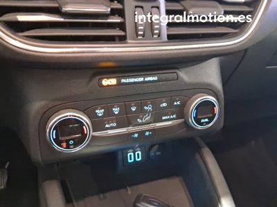 ford-kuga-titanium-2-0-ecoblue-140kw-4x4-auto-16 Thumbnail
