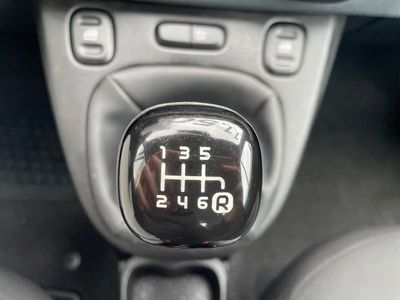 fiat-panda-panda-hybrid-1-0-51kw-70cv-17 Thumbnail