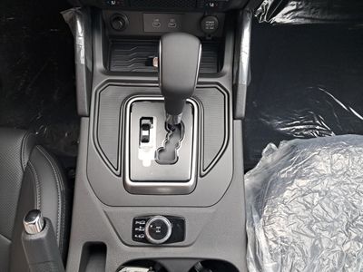 kgm-musso-sports-limited-at-gsr-4x4-17 Thumbnail