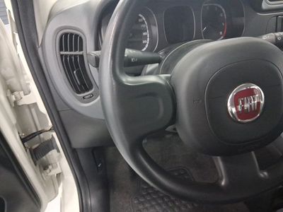 fiat-panda-panda-hybrid-1-0-gse-51kw-70cv-11 Thumbnail