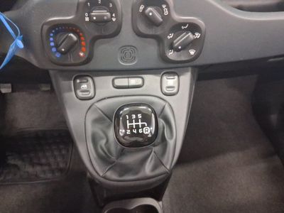 fiat-panda-panda-hybrid-1-0-gse-51kw-70cv-17 Thumbnail