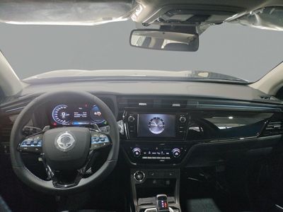 kgm-korando-e-motion-limited-auto-6 Thumbnail