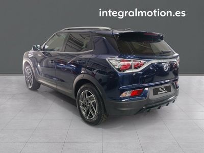 kgm-korando-e-motion-limited-auto-3 Thumbnail