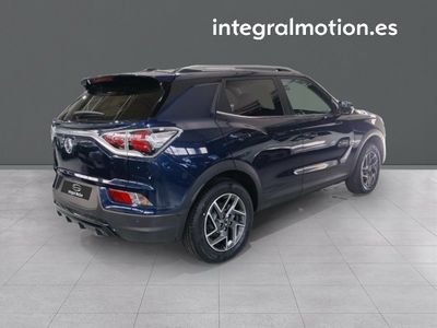 kgm-korando-e-motion-limited-auto-4 Thumbnail