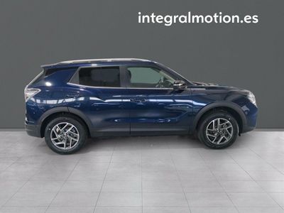 kgm-korando-e-motion-limited-auto-25 Thumbnail