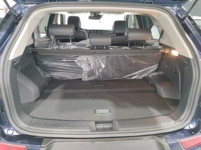 kgm-korando-e-motion-limited-auto-29 Thumbnail