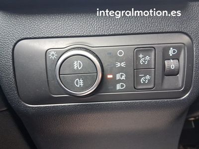 ford-kuga-st-line-x-graphite-t-2-5-duratec-fhev-at-13 Thumbnail