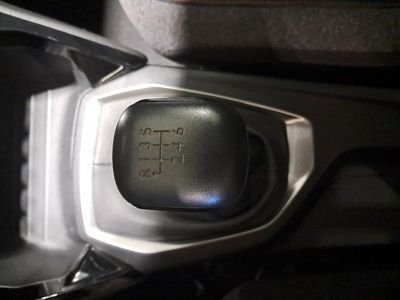 peugeot-208-bluehdi-73kw-100cv-active-17 Thumbnail