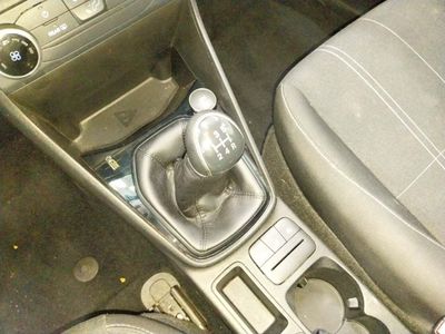 ford-fiesta-1-1-ti-vct-55kw-75cv-trend-5p-17 Thumbnail