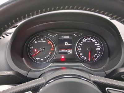 audi-a3-sportback-30-tdi-85kw-116cv-7 Thumbnail