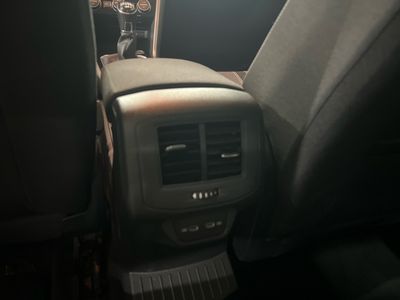 volkswagen-t-roc-advance-r-line-1-0-tsi-81kw-110cv-18 Thumbnail
