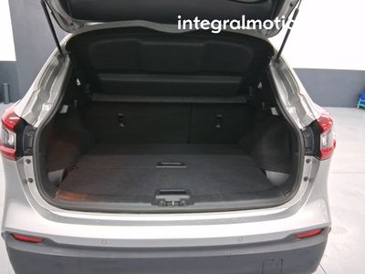 nissan-qashqai-dig-t-85-kw-115-cv-acenta-29 Thumbnail