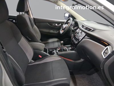 nissan-qashqai-dig-t-85-kw-115-cv-acenta-8 Thumbnail